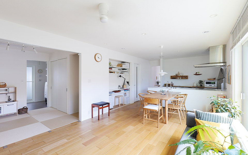 一条工務店の家のリビング